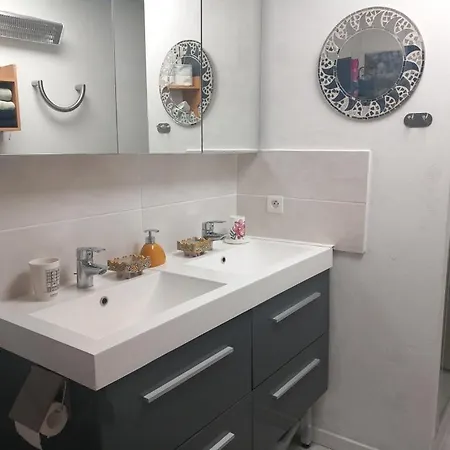 Maison Hérault Sud De La France 5 Couchages Hébergement de vacances Vias